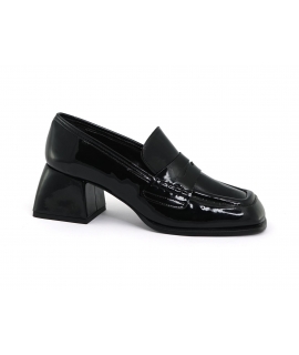 VSI NITA Black vegan moccasin with heel Made in Italy
