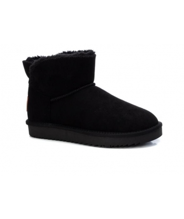 XTI Black faux fur ankle boots, warm padded vegan shoes, plush slip-on model
