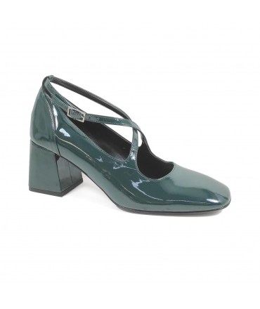 VSI MEGGY green vegan patent pumps with double braided strap and wide heel made in Italy
