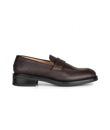 Mocassins vegan marron pour femmes Solari Milano Loafer faits à la main et respectueux de l'environnement en maïs