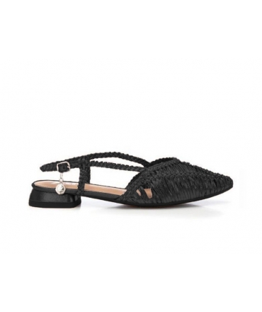 XTI schwarze vegane Slingback-Ballerinas mit geflochtener Spitze