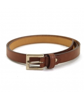 Ceinture fine vegan marron avec boucle carrée argentée, fabriquée en Italie.