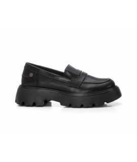 Mocassins noirs vegan style collège à semelle épaisse pour femmes REFRESH