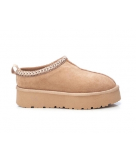 XTI Vegan Low-Top Shoe Padded Faux Fur Beige Slip-On Chunky Sole