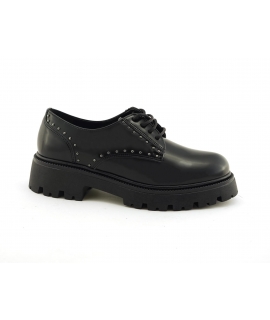 VSI TECLA black patent vegan brogues with studs and thick sole