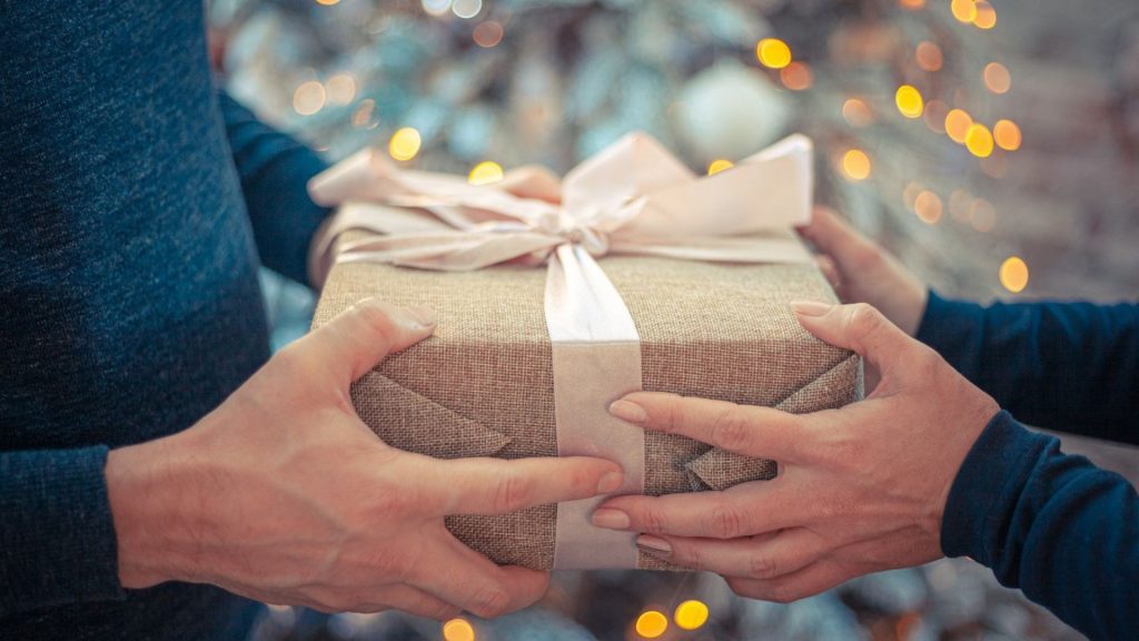 Perché scegliere pacchi regalo sostenibili?