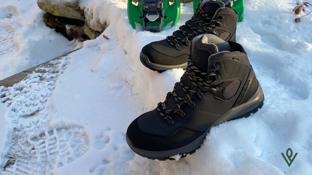Come Pulire le Scarpe da Trekking Vegan - scarponi sulla neve