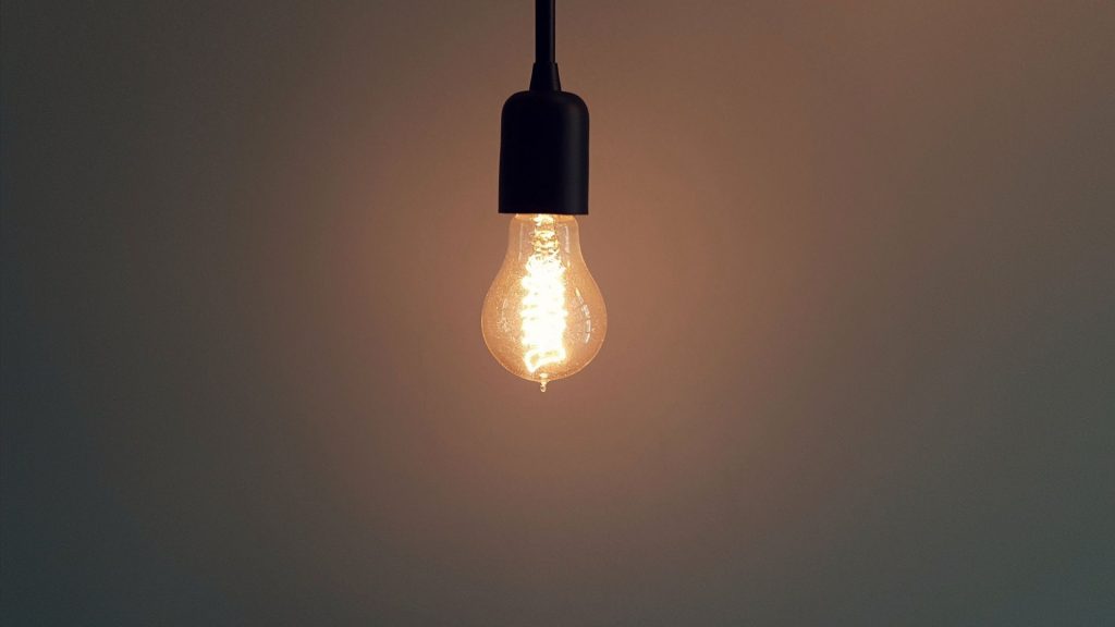Lampadina accesa